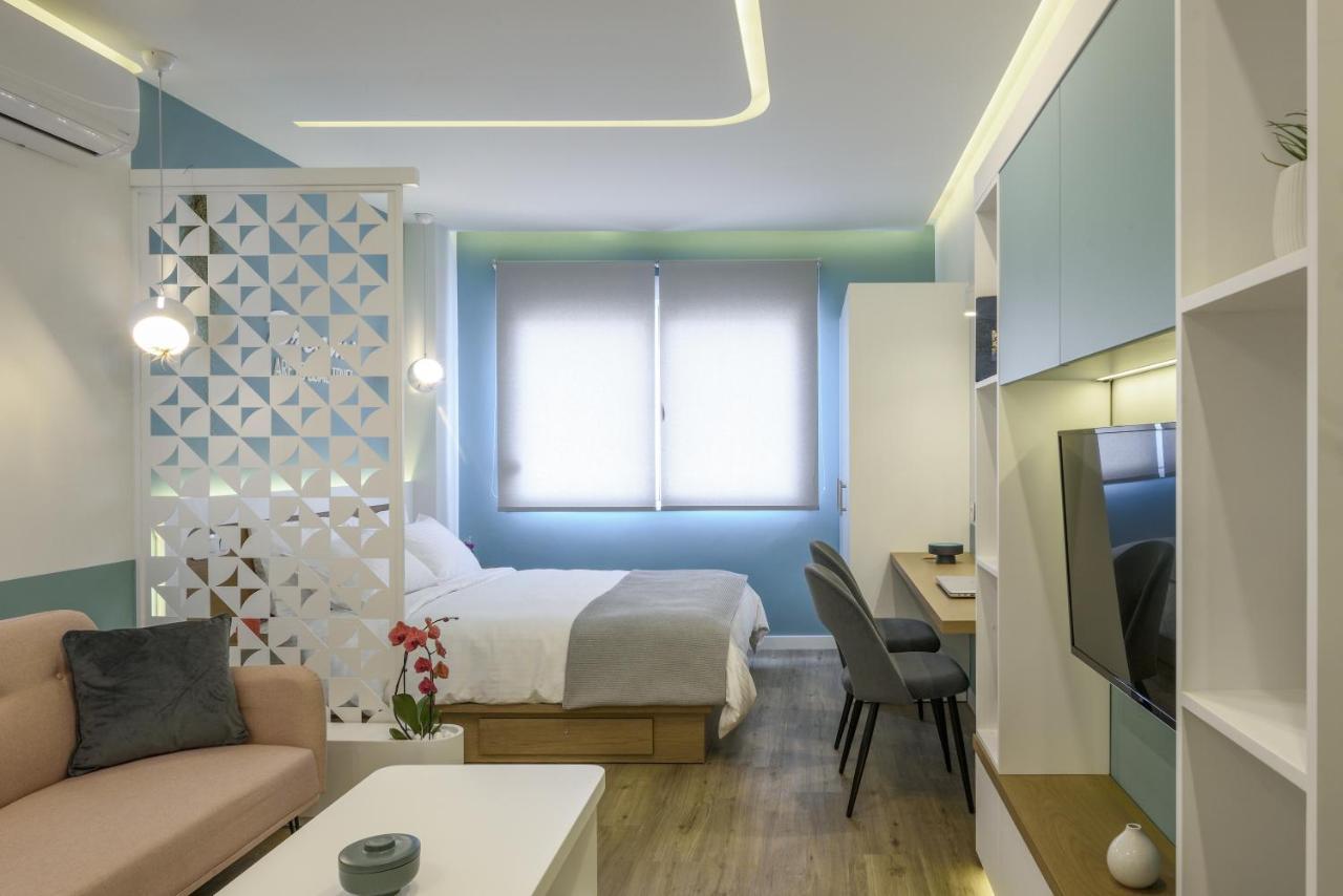 Τhe Half Root Suite In The Heart Of City Center Tesalónica Exterior foto
